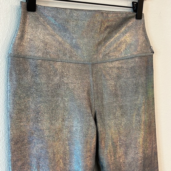 ALO Yoga NWOT High-Waist Shimmer Legging Size Large - Picture 4 of 8